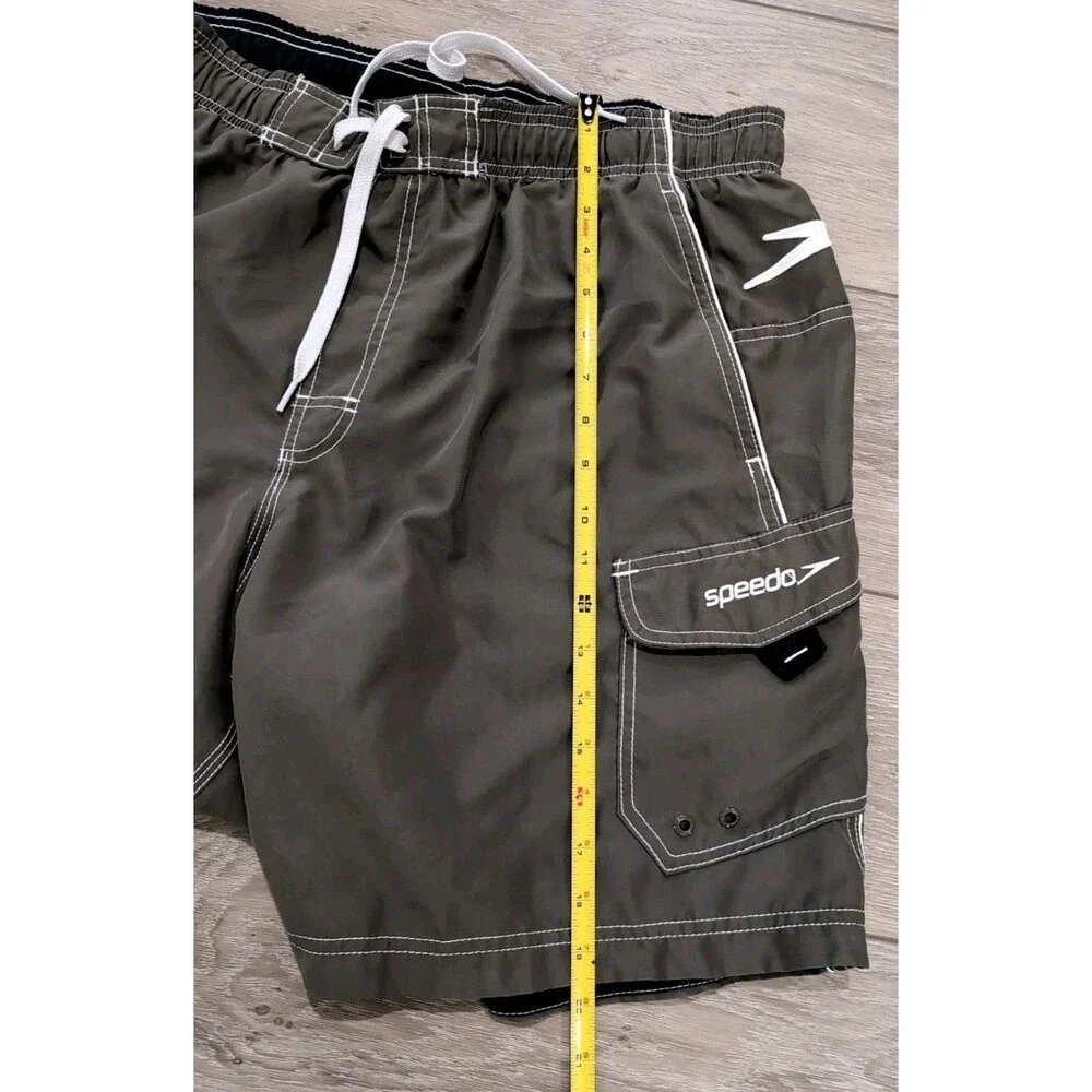 SPEEDO BOARD SHORTS  DARK OLIVE GREEN STRETCH WAIST MESH LINED MENS SIZE L EUC
